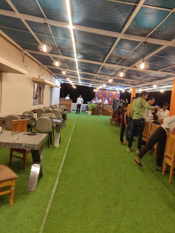 Hotel Virasat By Bookingcare Chhatarpur Bagian luar foto